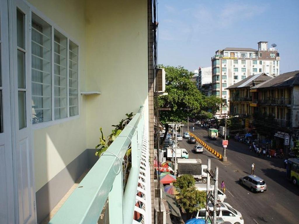 Auberge de jeunesse Traveller'S House Chinatown à Yangon Extérieur photo